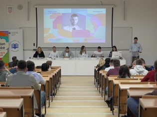 02-01.jpg